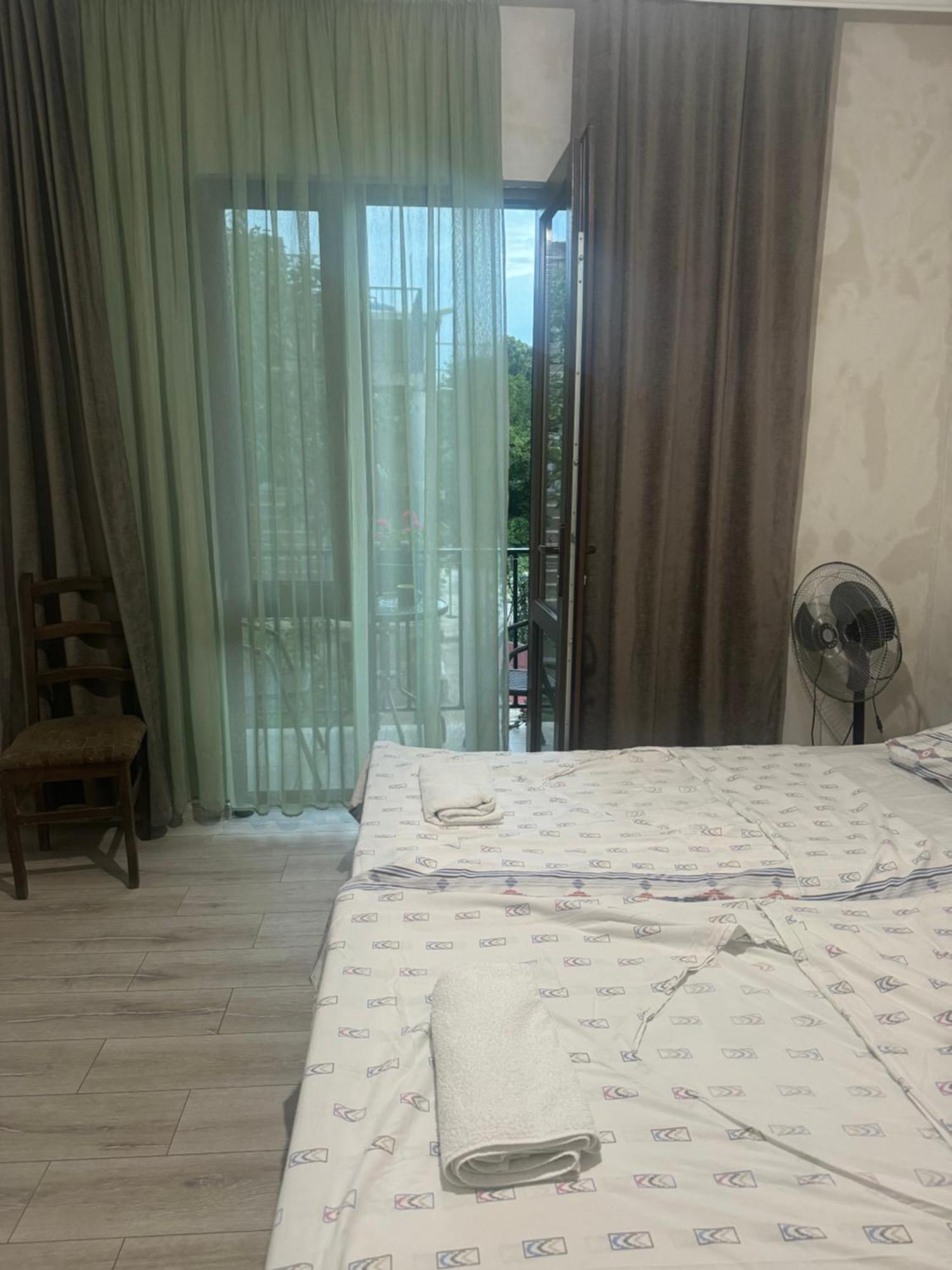 Family Hotel Our House 提斯基斯迪里 外观 照片